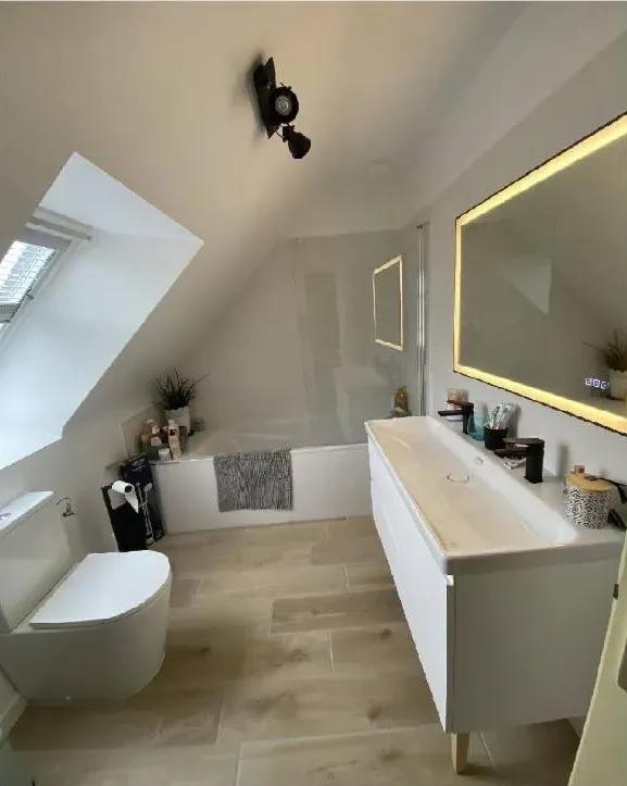 Salle de bain, baignoire îlot
