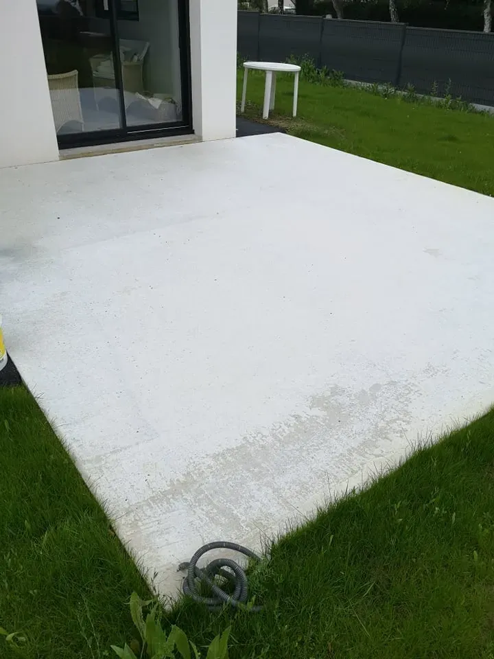 Terrasse extérieure grand format — avant